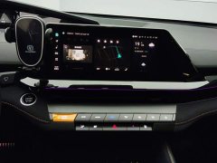 Changan UNI-V 1.5T Premium Version - ფოტო 13