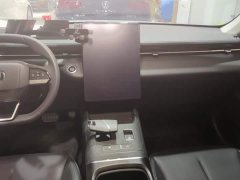 Changan Eado Blue Whale 1.5T 500Bar Luxury - ფოტო 13