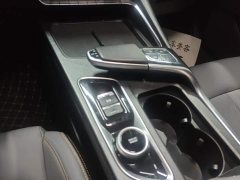 Changan UNI-T 1.5T Premium Edition - ფოტო 16