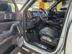 Fangchengbao Leopard 8 2025 Zhiyong Flagship Edition 7-Seater - ფოტო 4