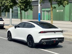Changan UNI-V 2022 1.5T Deluxe - ფოტო 4