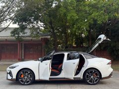 Changan UNI-V Third Generation 2.0T Dynamic Engine Edition - ფოტო 11