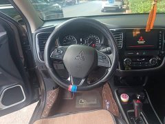 Mitsubishi Outlander 2.0L 2WD Comfort Edition 7-Seater - ფოტო 11