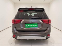 Mitsubishi Outlander 2.0L 2WD Comfort Edition 7-Seater - ფოტო 5