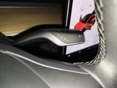 Tesla Model Y Standard Range RWD - ფოტო 10