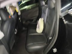 Tesla Model Y Standard Range RWD - ფოტო 13