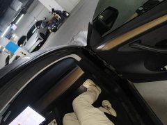 Tesla Model Y Standard Range RWD - ფოტო 19