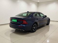 Volvo S60 B4 Smart Luxury Edition - ფოტო 6