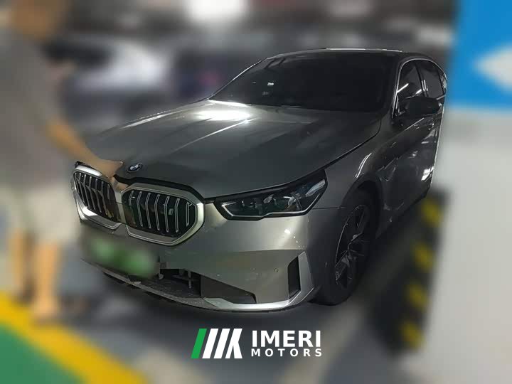 BMW i5 eDrive 35L Luxury Edition Premium Package - ავტომობილი ჩინეთიდან