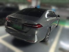 BMW i5 eDrive 35L Luxury Edition Premium Package - ფოტო 4