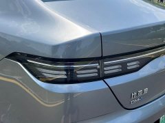BYD Destroyer 05 DM-i 55KM Luxury - ფოტო 11