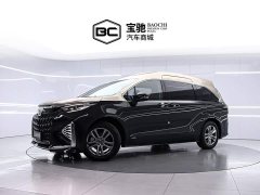 Toyota Sienna 2024 2.5L Hybrid Luxury Edition - ფოტო 1