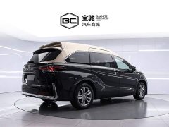 Toyota Sienna 2024 2.5L Hybrid Luxury Edition - ფოტო 3