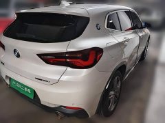 BMW X2 sDrive25i Leading Edition M Off-Road Package - ფოტო 4