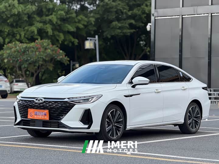 Chery Arrizo 8 1.6T DCT Yì