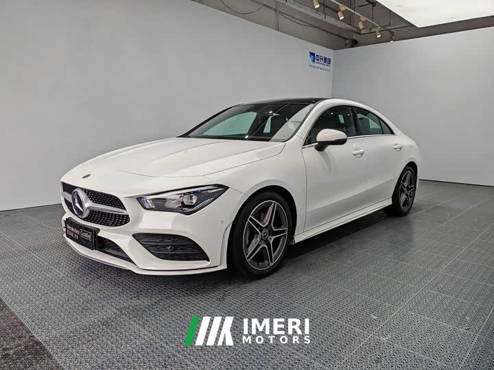 Mercedes-Benz CLA (Imported) CLA 200