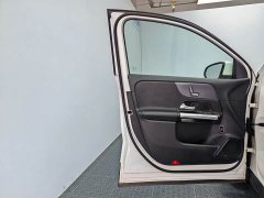 Mercedes-Benz GLA 220 - ფოტო 9