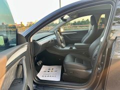 Tesla Model Y Long Range All-Wheel Drive - ფოტო 8