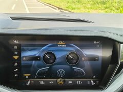 Volkswagen Touareg 3.0TSI Ruixiang Classic Sport Package - ფოტო 17