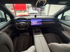 NIO ES8 2026 Six-Seat Executive Luxury Edition - ფოტო 19