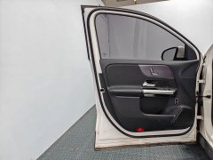 Mercedes-Benz GLA 200 - ფოტო 13
