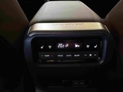 Toyota Prado 2.4T Wilderness WX 6-Seater - photo 11