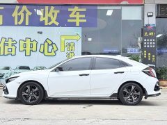 Honda Civic 2021 Hatchback 220 Turbo CVT Trendy Control - ფოტო 11