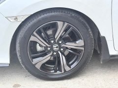 Honda Civic 2021 Hatchback 220 Turbo CVT Trendy Control - ფოტო 13