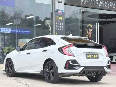 Honda Civic 2021 Hatchback 220 Turbo CVT Trendy Control - ფოტო 14