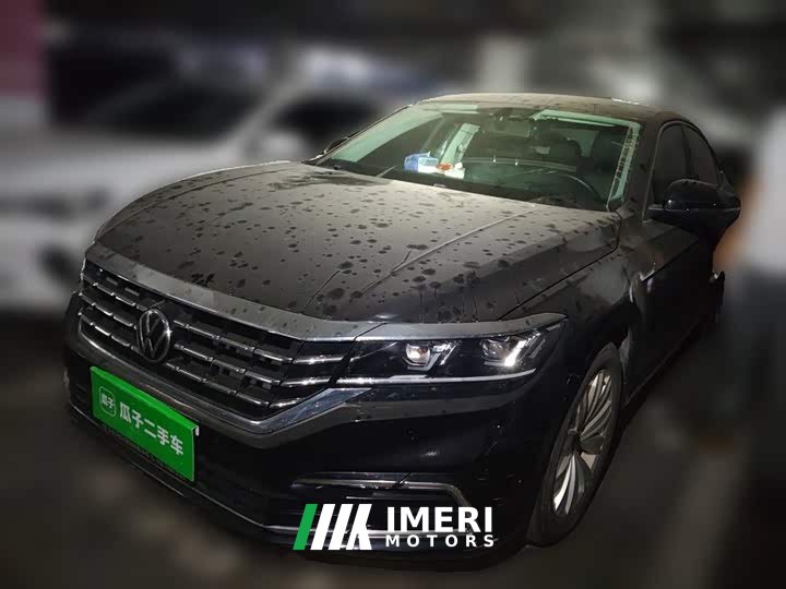 Volkswagen Passat 330TSI Elite - ავტომობილი ჩინეთიდან