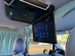 Mercedes-Benz Vito 2021 2.0T Elite 7-Seater - ფოტო 8