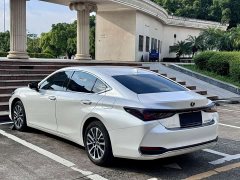 Lexus ES 200 Premium Edition - ფოტო 12
