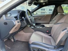 Lexus ES 200 Premium Edition - ფოტო 5