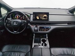 Honda Odyssey 2.0L e:HEV Sharp Prestige Edition - ფოტო 12