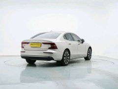 Volvo S60 2023 B4 Smart Luxury Edition - ფოტო 5