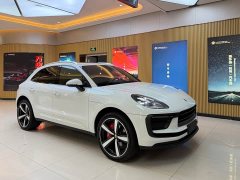 Porsche Macan 2.0T - ფოტო 1