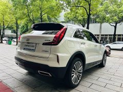Cadillac XT4 28T FWD Luxury - ფოტო 14