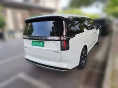 Volvo EM90 2025 Ultra Six-Seater - ფოტო 4