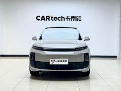 Li Auto L6 2024 Pro - ფოტო 1