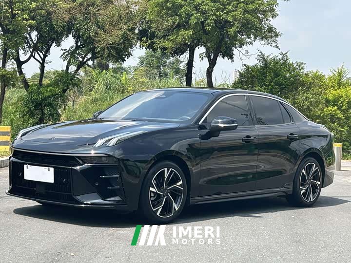 Lynk & Co 03 1.5T DCT Pro