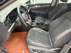 Volkswagen Passat 330TSI Starry Sky Elite - ფოტო 8
