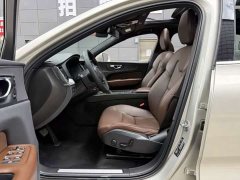 Volvo XC60 T5 AWD Smart Luxury Edition - ფოტო 5