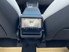 Tesla Model Y Rear-Wheel Drive - ფოტო 16
