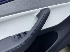 Tesla Model Y Rear-Wheel Drive - ფოტო 8