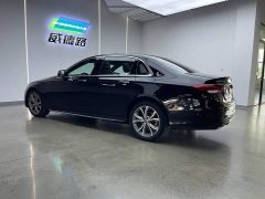 Mercedes-Benz E-Class E 300 L Sport Fashion Edition - ფოტო 4