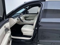 Nio Lerado L90 Max Six-Seater - ფოტო 13