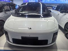 Li Auto i8 Standard Edition - ფოტო 2