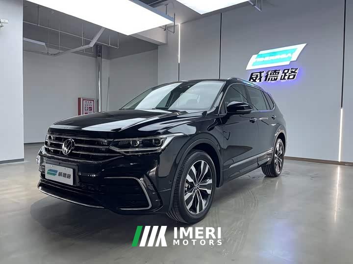 Volkswagen Tiguan L Outstanding Edition 330TSI Automatic Two-Wheel Drive R-Line Dragon Shine Version