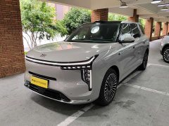 IM Motors Zhiji LS8 66 Ultra Tech Flagship 5-Seater - ფოტო 1