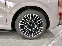 IM Motors Zhiji LS8 66 Ultra Tech Flagship 5-Seater - ფოტო 17